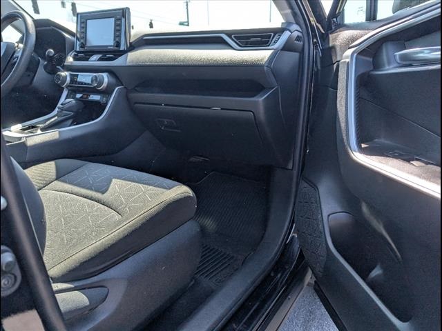 Vehicle image 23 of 24