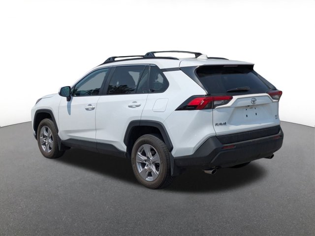 Vehicle image 7 of 10