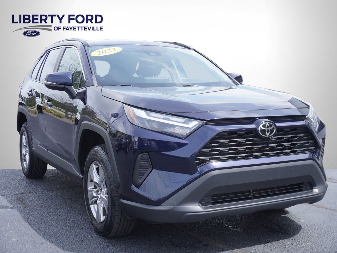 Vehicle image 4 of 35