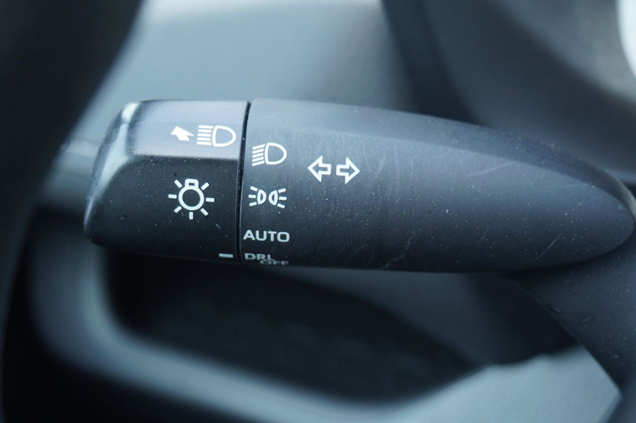 Vehicle image 26 of 35