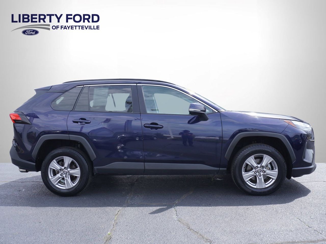 Vehicle image 5 of 35