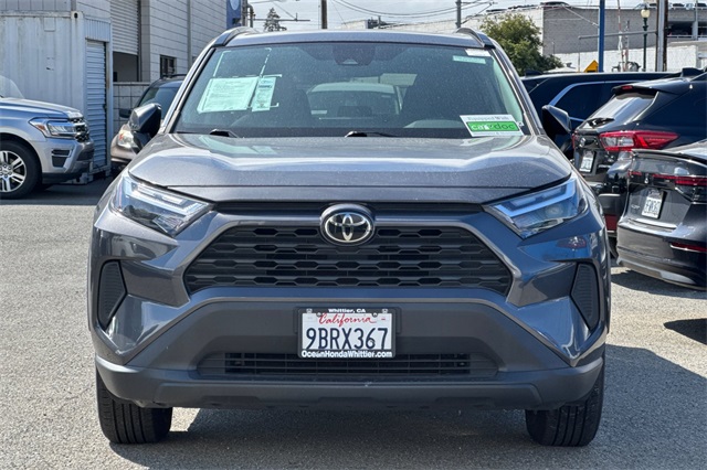 Vehicle image 2 of 49