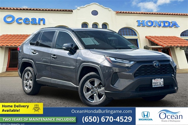 Vehicle image 4 of 49