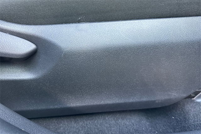 Vehicle image 22 of 49