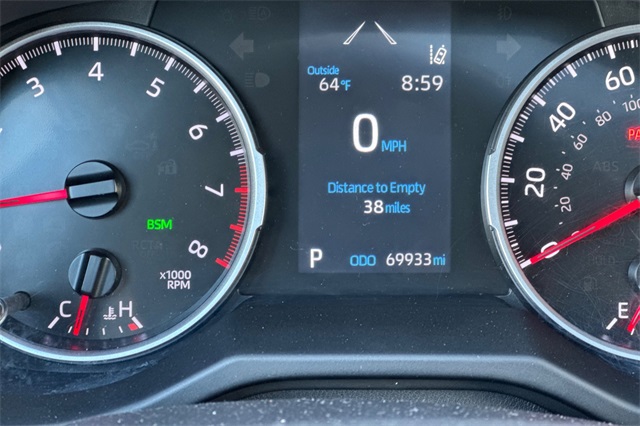 Vehicle image 36 of 49