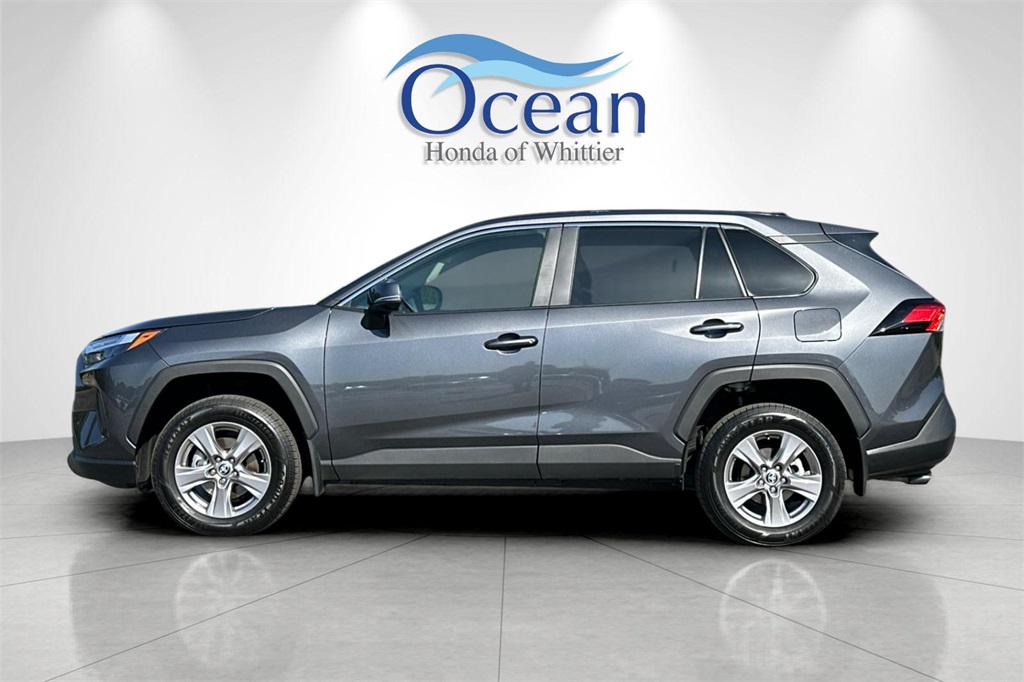 Vehicle image 9 of 31