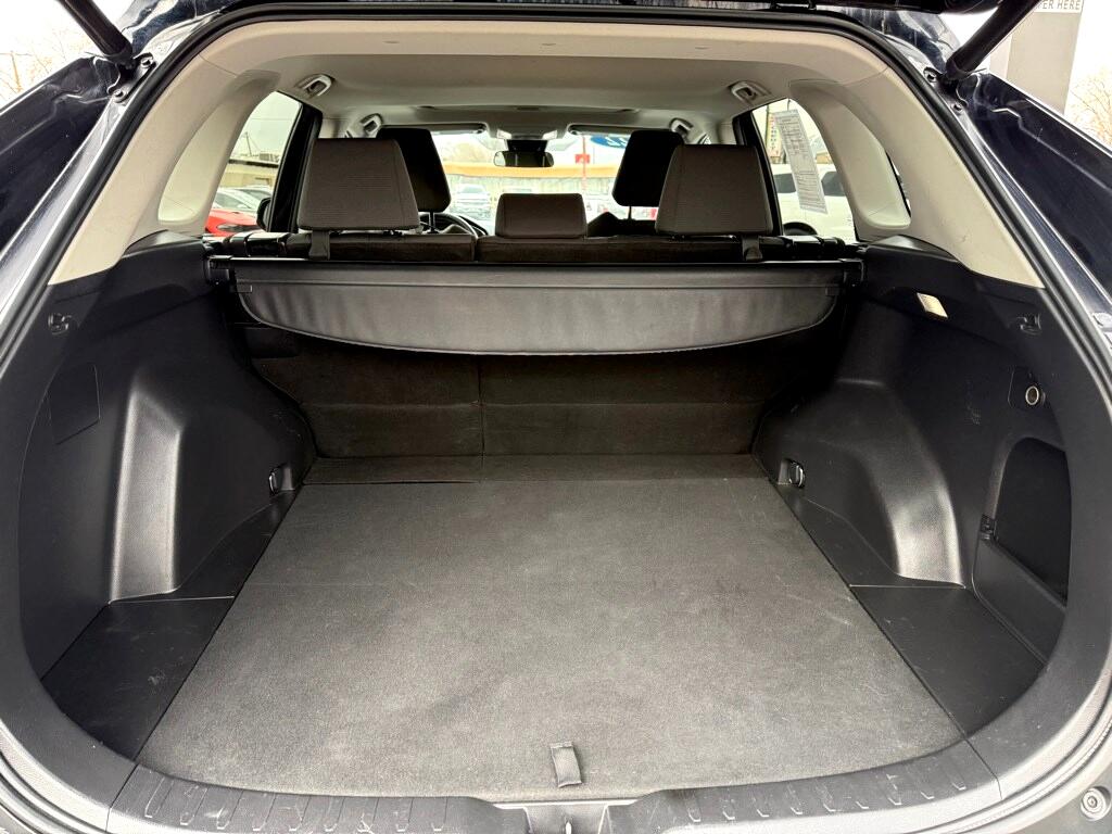 Vehicle image 12 of 40
