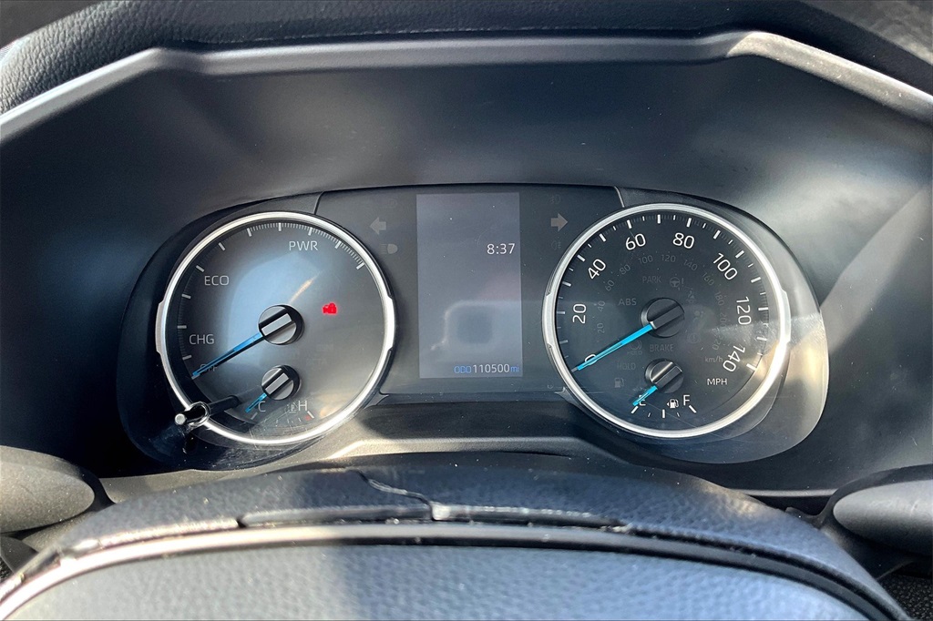 Vehicle image 20 of 40
