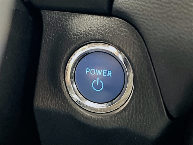 Vehicle image 16 of 42