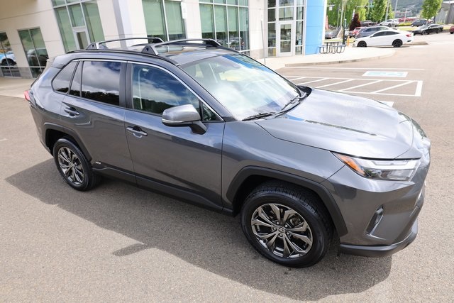 Vehicle image 7 of 41