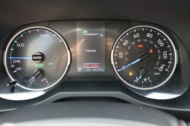 Vehicle image 25 of 41