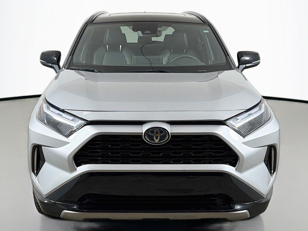 2022 Toyota RAV4 Hybrid XSE Image 2 of 42