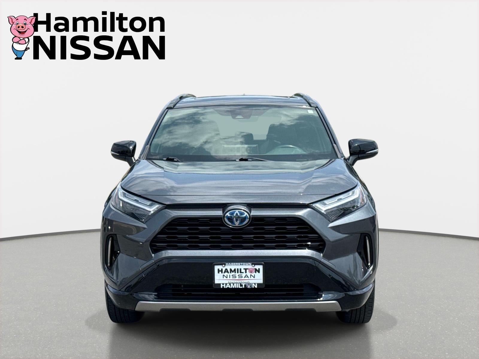 2022 Toyota RAV4 Hybrid XSE Image 2 of 30