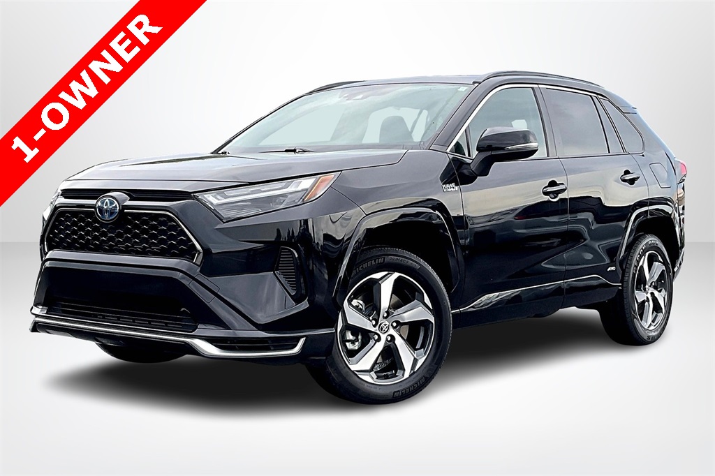 Vehicle image 1 of 33