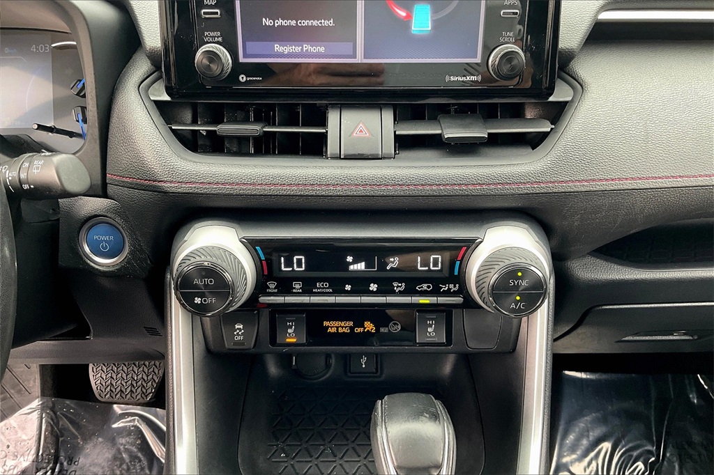 Vehicle image 16 of 33
