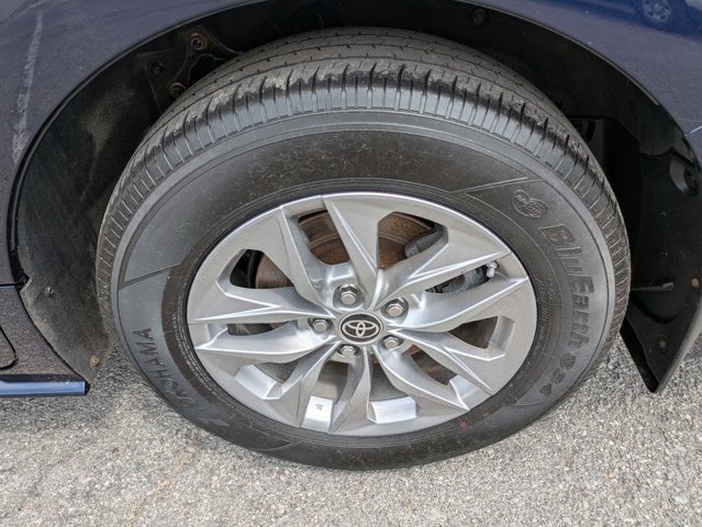 Vehicle image 26 of 27