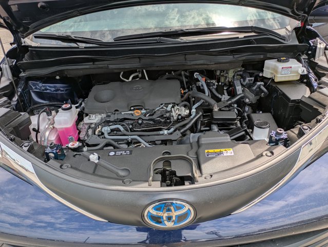 Vehicle image 25 of 27