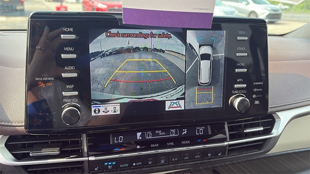 Vehicle image 13 of 47