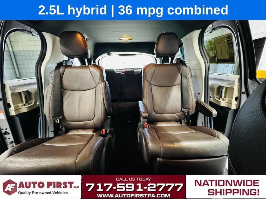 Vehicle image 22 of 35