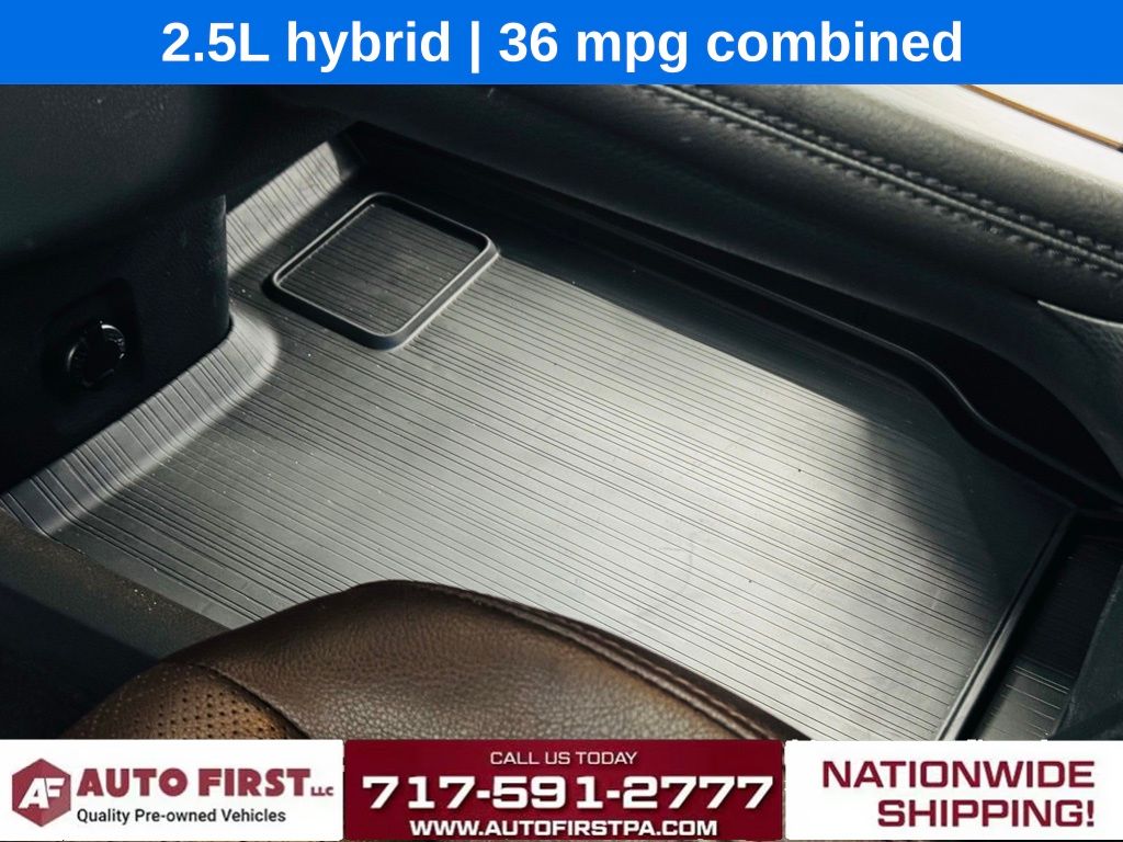 Vehicle image 15 of 35