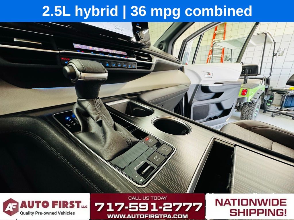Vehicle image 16 of 35