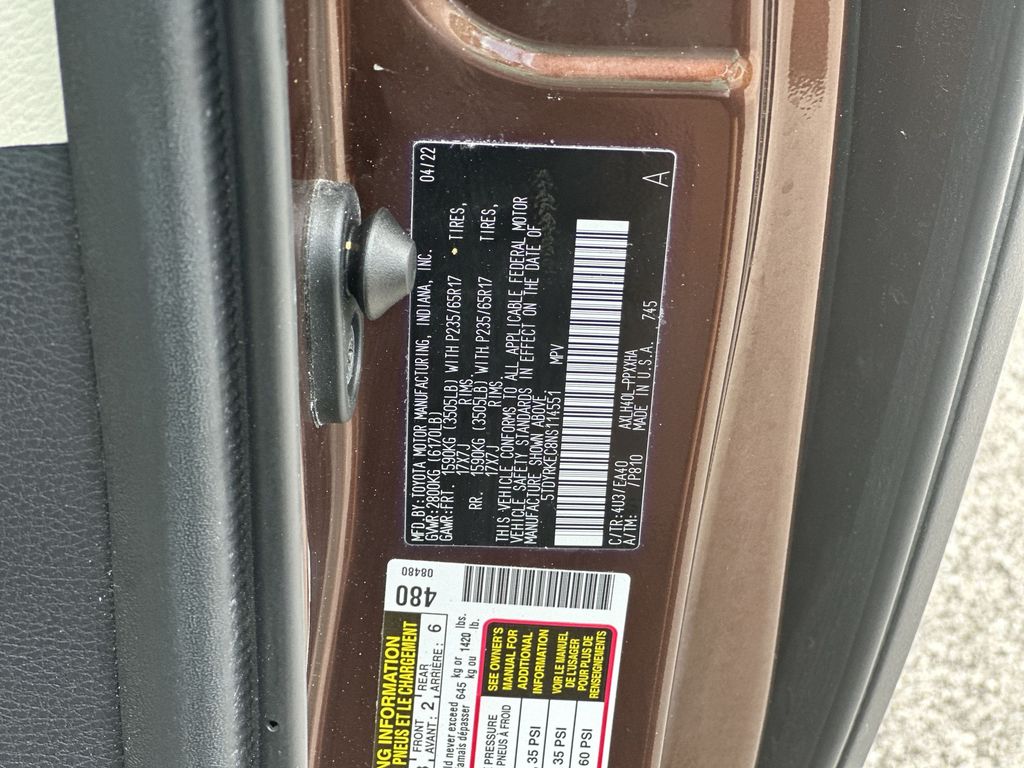 Vehicle image 35 of 36