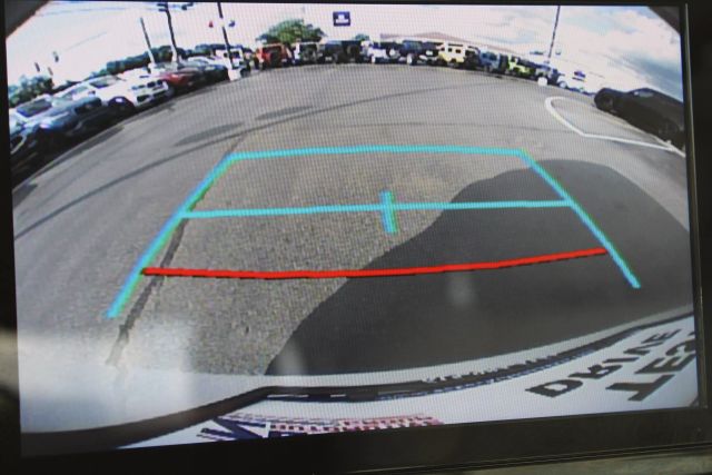 Vehicle image 10 of 43