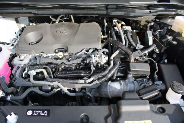 Vehicle image 40 of 43