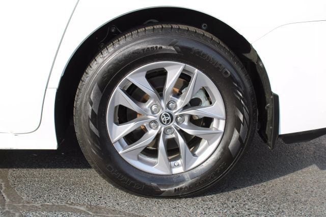 Vehicle image 43 of 43