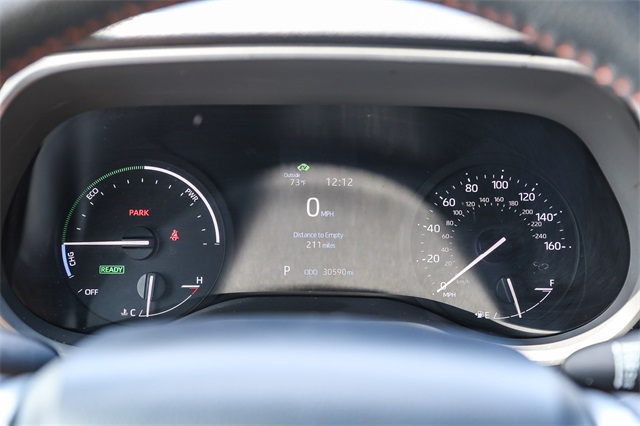 Vehicle image 17 of 26