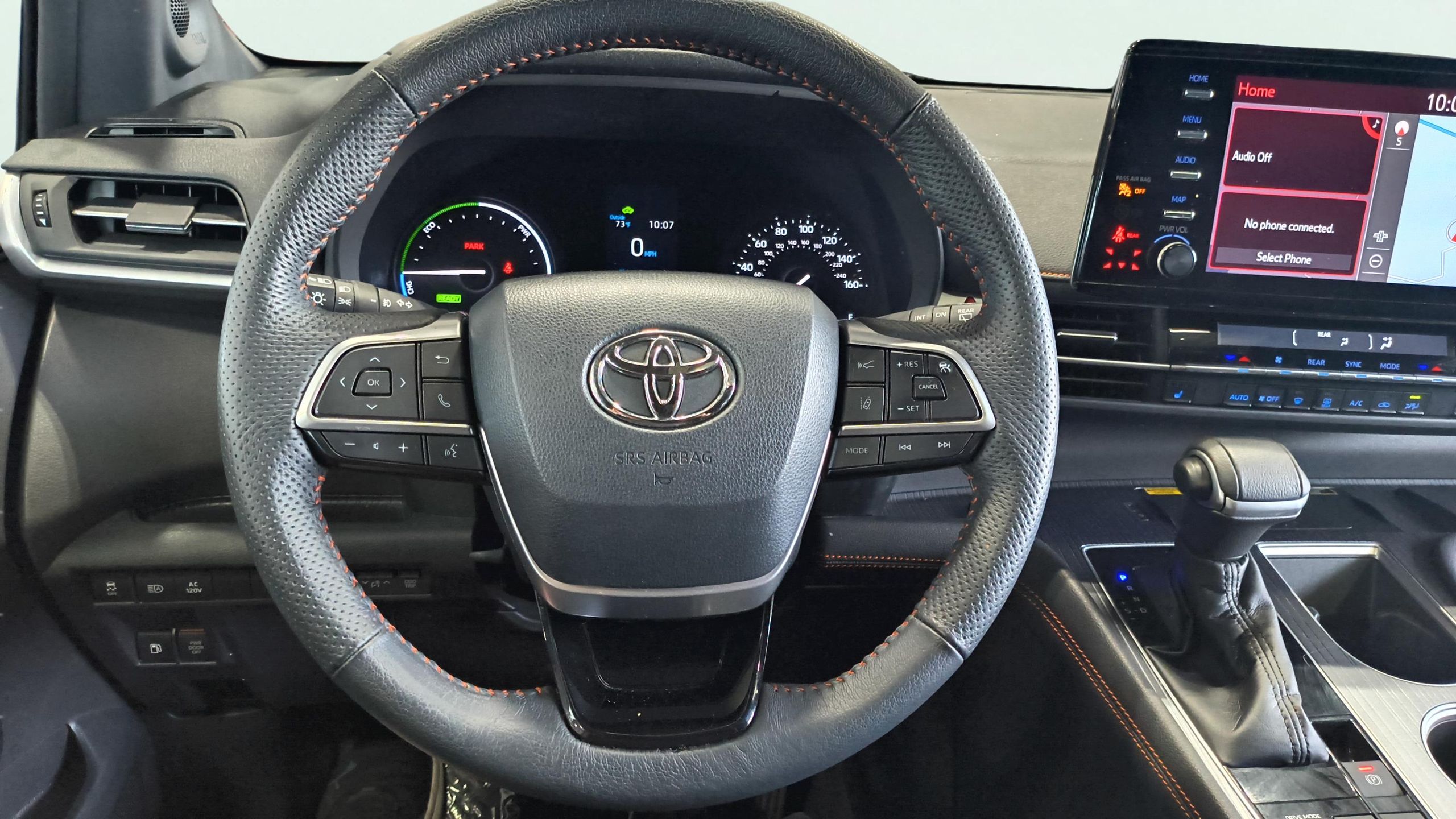 Vehicle image 22 of 34