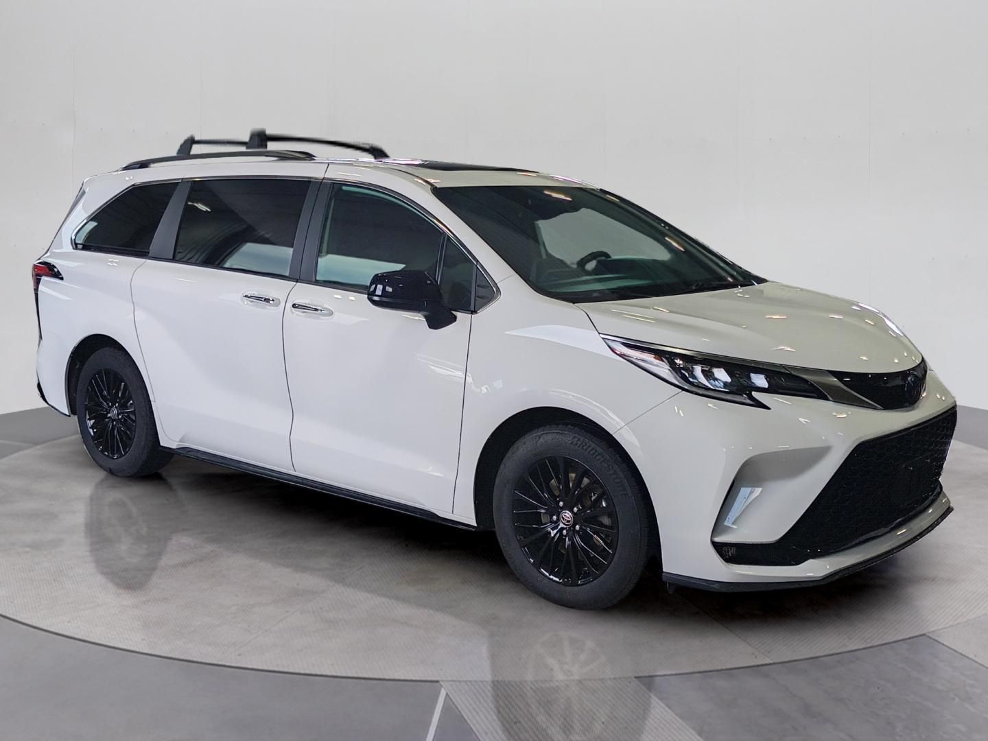 Vehicle image 5 of 34