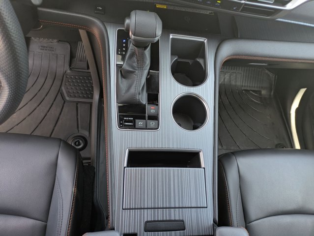 Vehicle image 22 of 30
