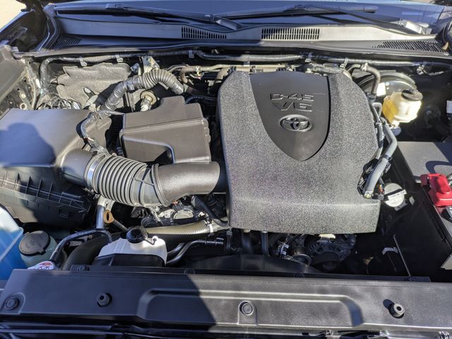 2022 Toyota Tacoma TRD Sport Image 7 of 33