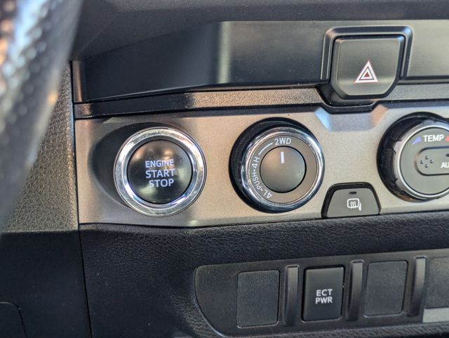 2022 Toyota Tacoma TRD Sport Image 22 of 33