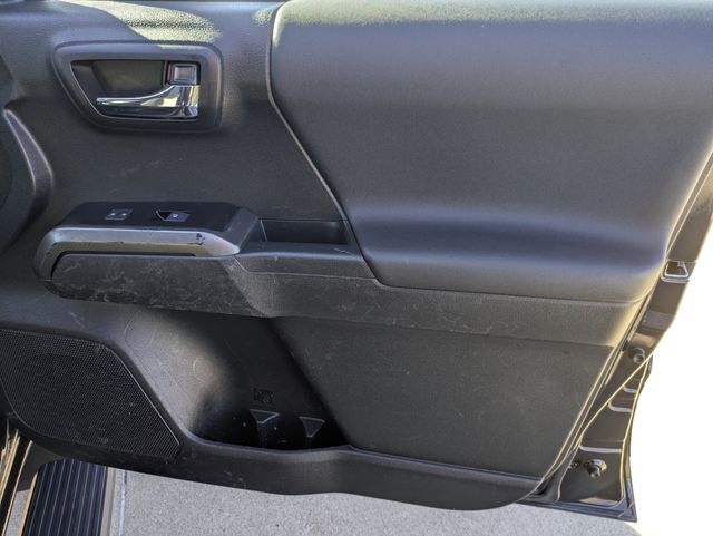 2022 Toyota Tacoma TRD Sport Image 21 of 33