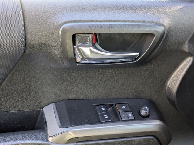 2022 Toyota Tacoma TRD Sport Image 31 of 33