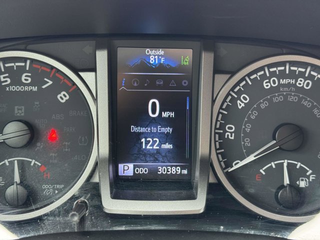 Vehicle image 14 of 27