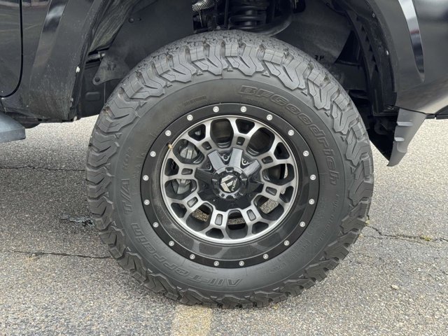 Vehicle image 7 of 27