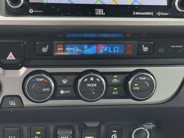 Vehicle image 23 of 27