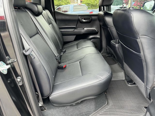 Vehicle image 9 of 27