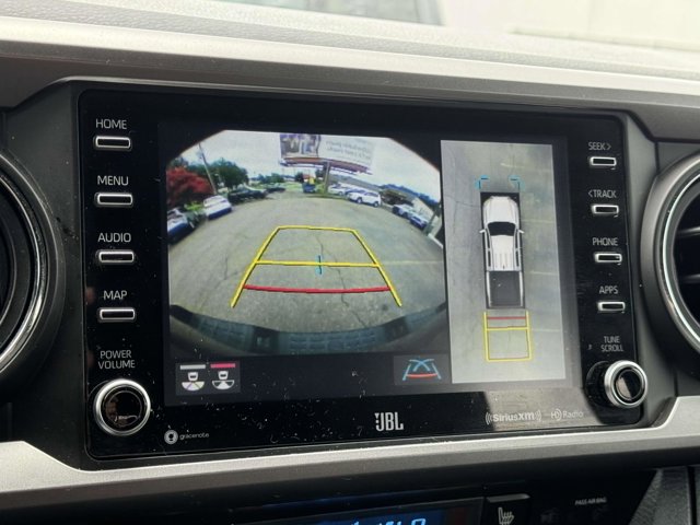 Vehicle image 15 of 27