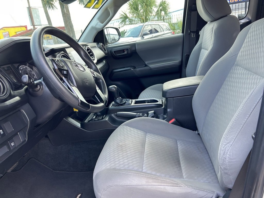 Vehicle image 8 of 27