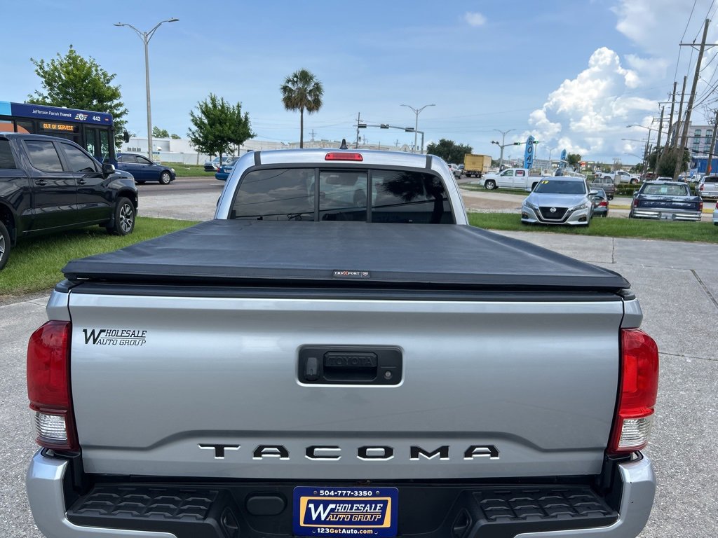 Vehicle image 6 of 27