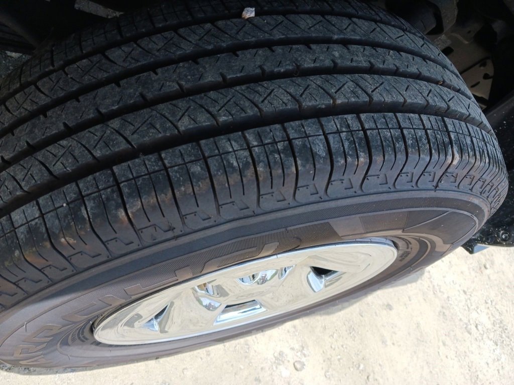 Vehicle image 7 of 8