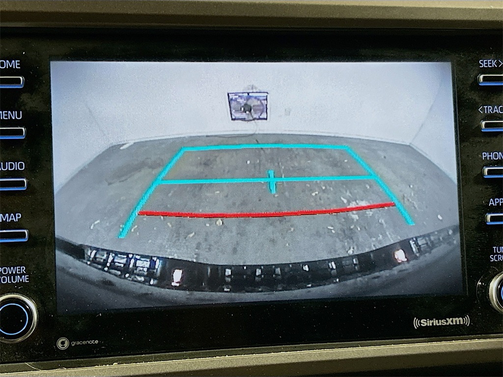 Vehicle image 11 of 27