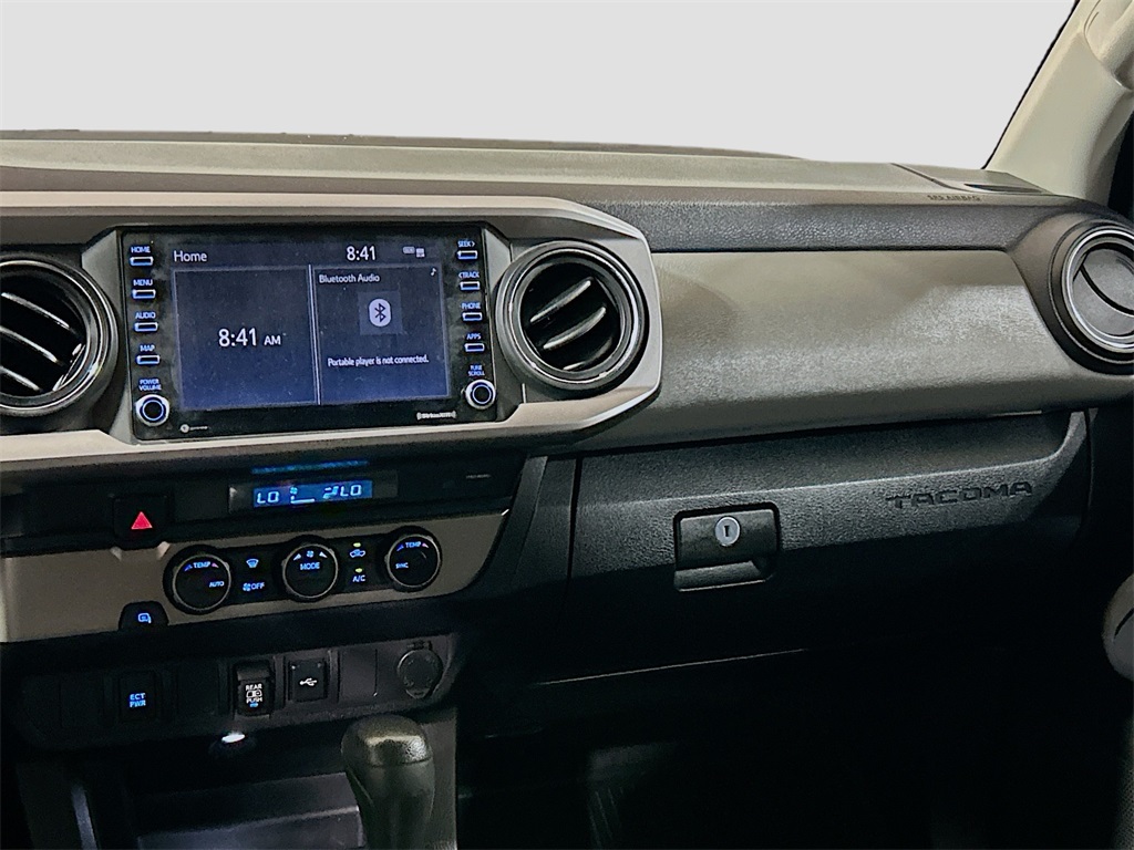 Vehicle image 19 of 27