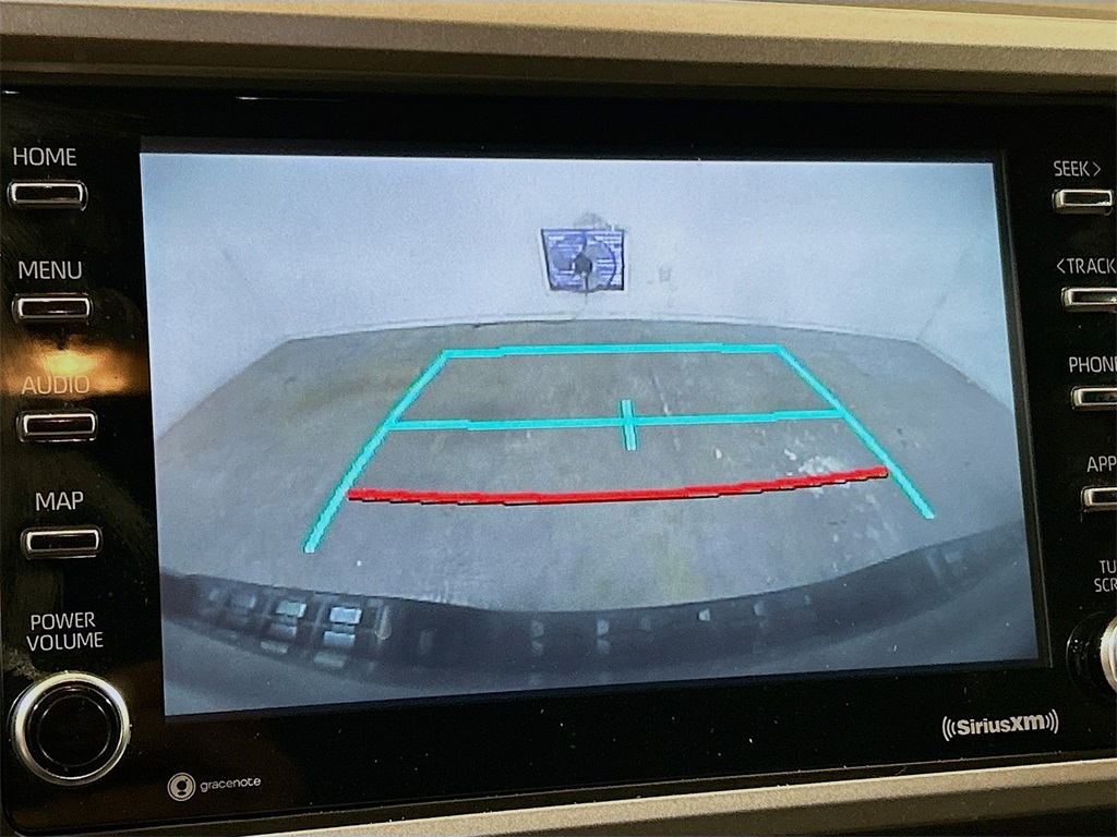 Vehicle image 19 of 27