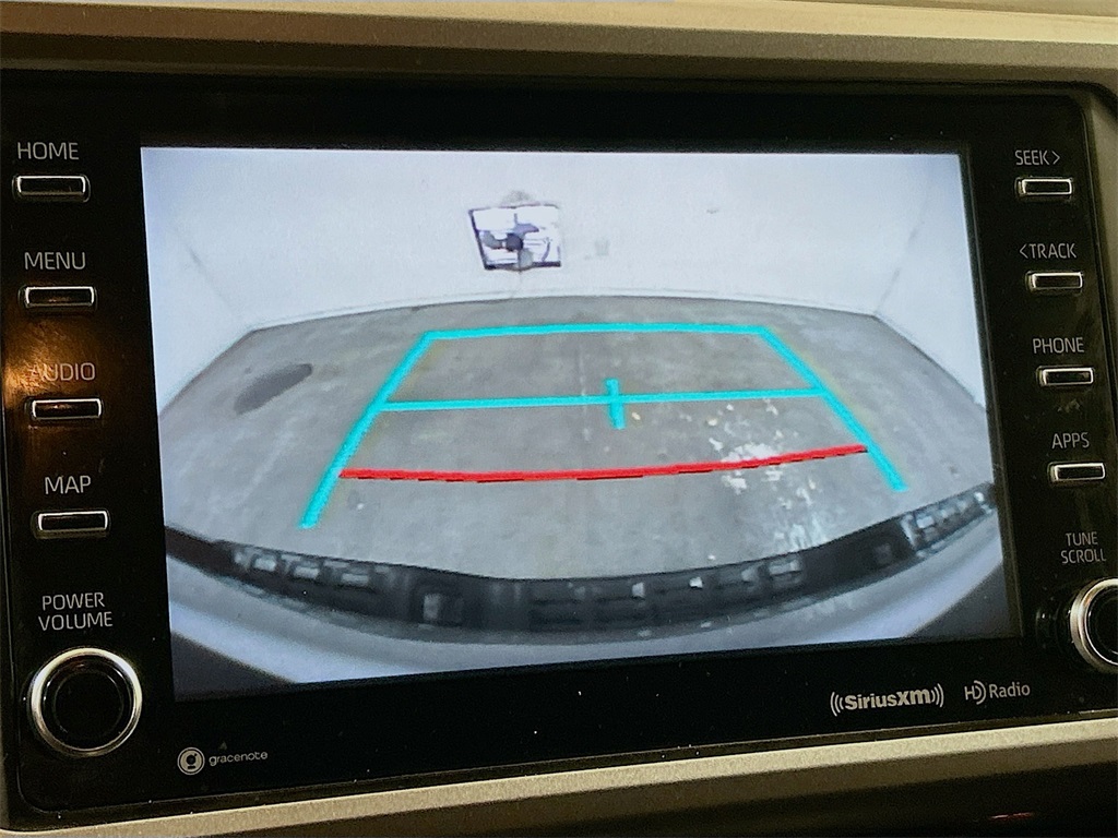 Vehicle image 11 of 31