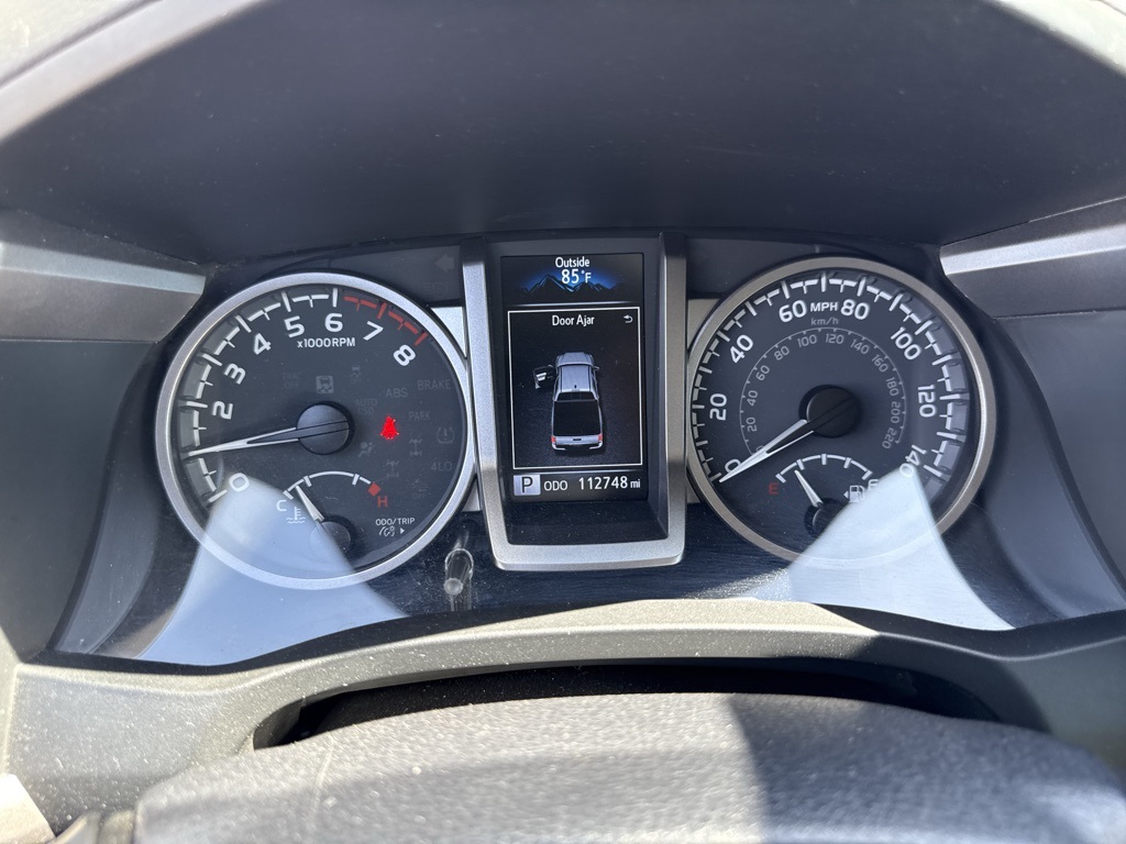 Vehicle image 18 of 27